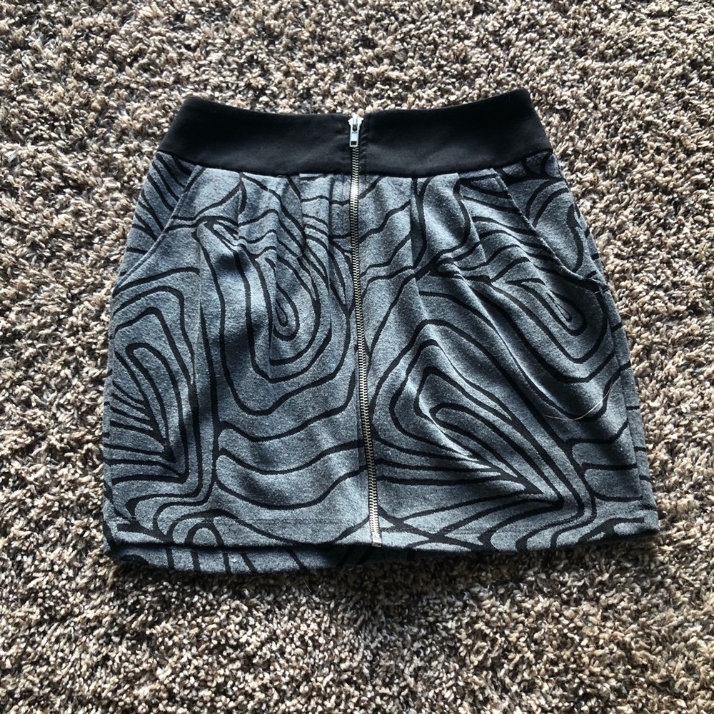 F21 Skirt (S)